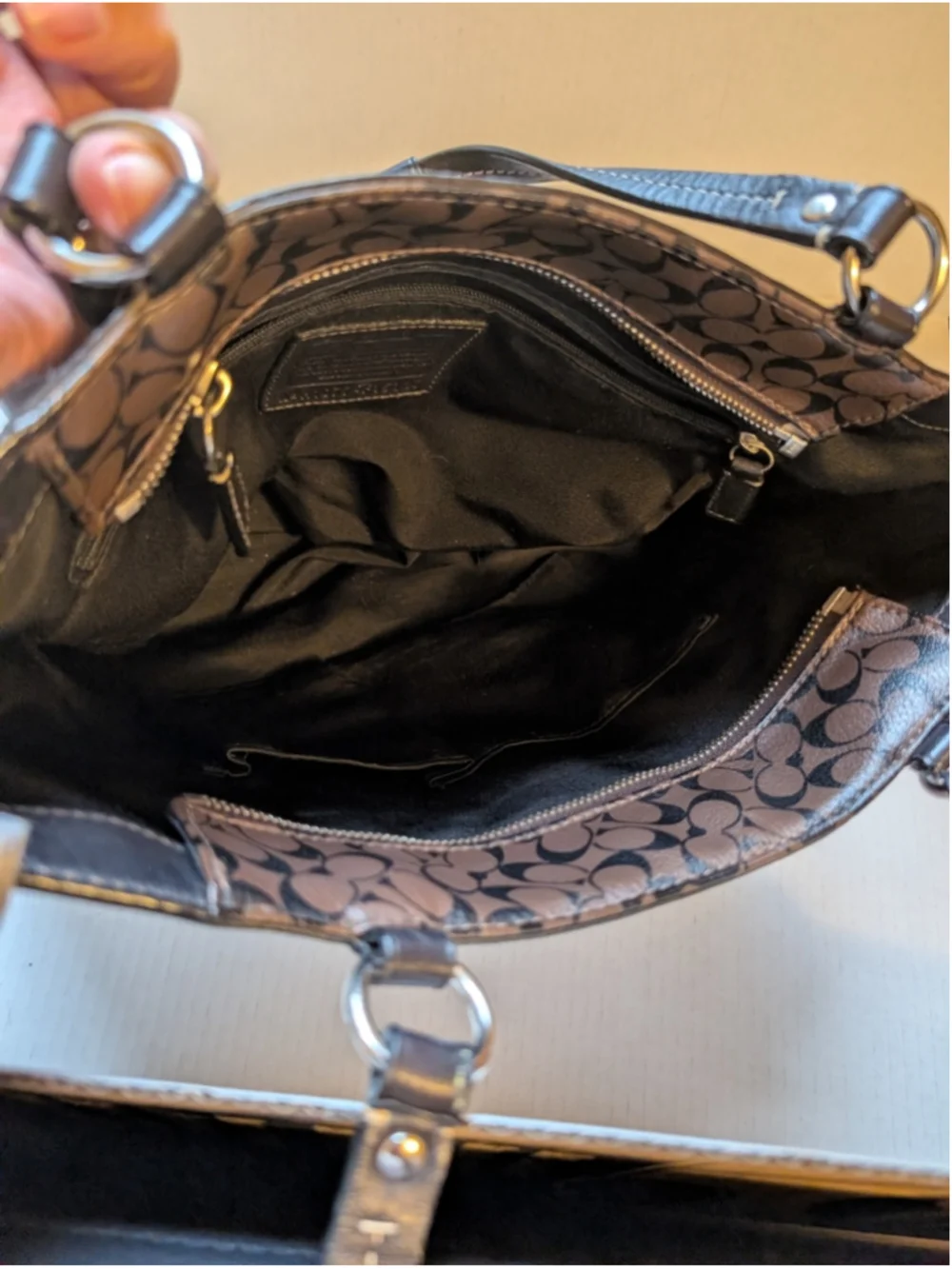 Coach Heritage Signature C Chelsea Stripe Leather Shoulder Tote Bag In VGUC